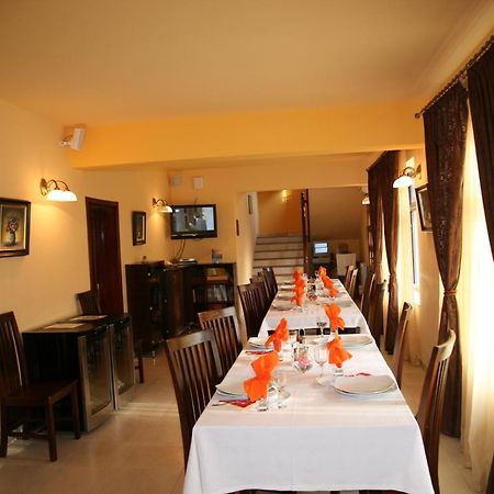 Vila Delta Travel - Mila 23 Mila Douazeci si Trei Bagian luar foto